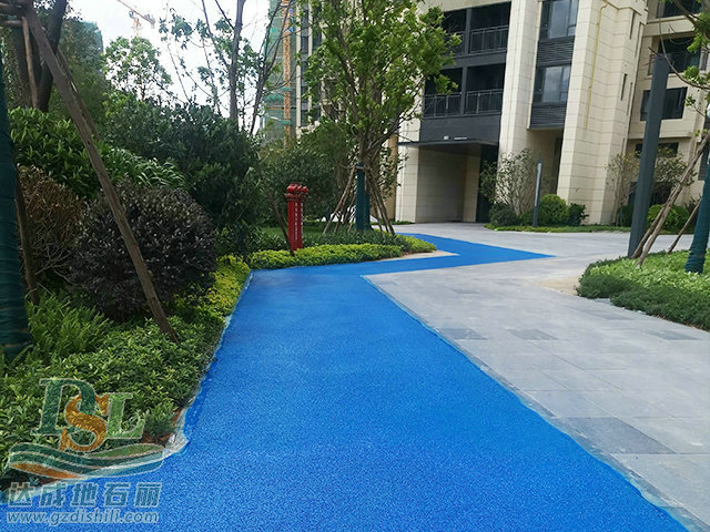 惠州金輝優步藍色透水混凝03.jpg